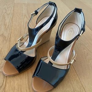 TOD’S Italian Leather Wedge Sandals - Camel and Black Patent